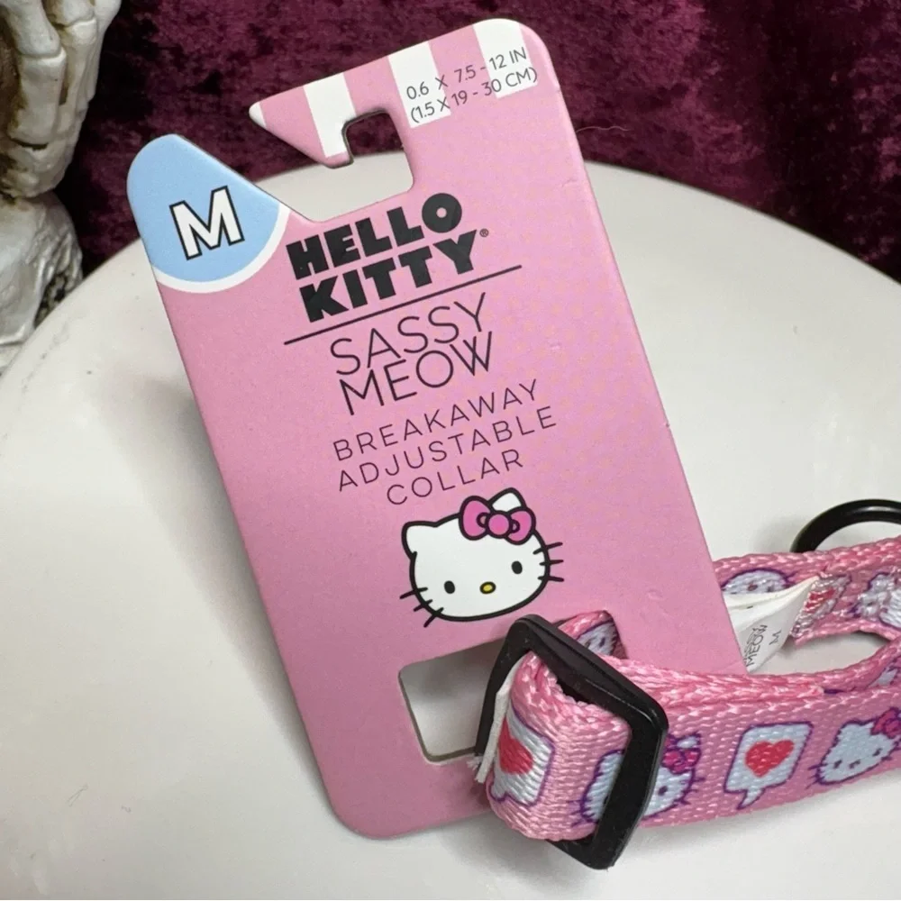 Sassy Meow Sanrio Hello Kitty Pink Heart Break Away Cat  Collar & Leash - MEDIUM